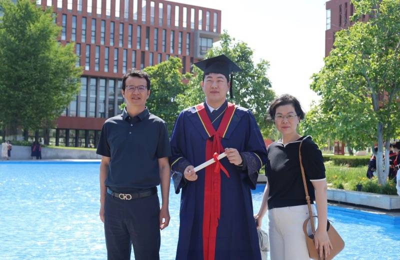 微信图片_20250608221335.jpg